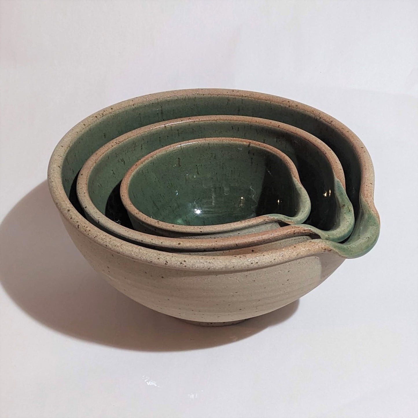 Pouring bowl set