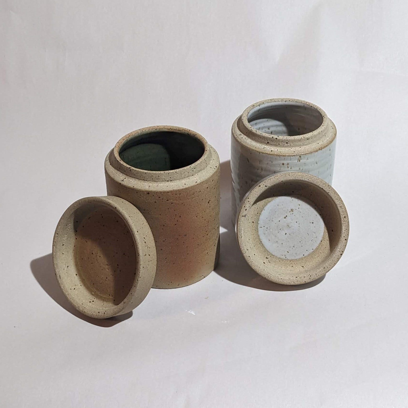 Medium jar – Mahora Pottery